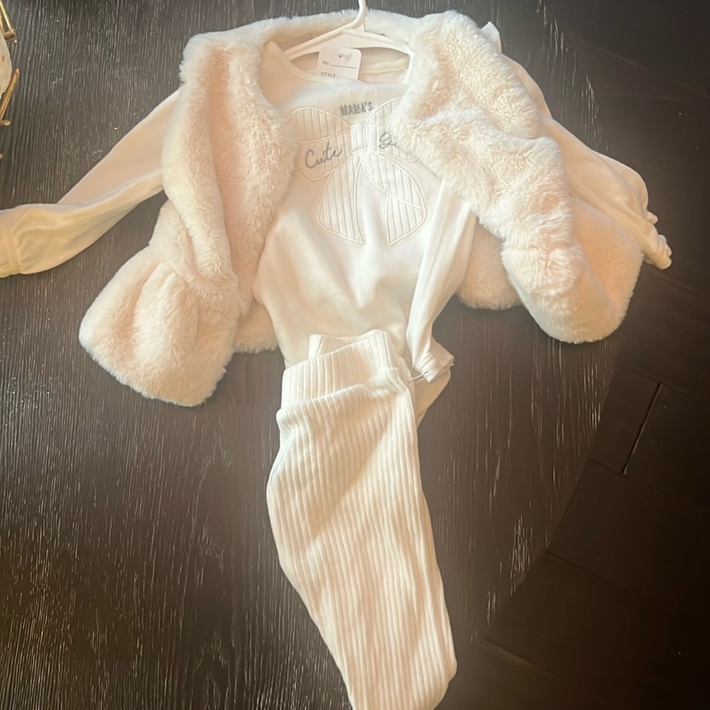 River island 6-9 month cute 3 piece set comes with faux fur shirt and pants .